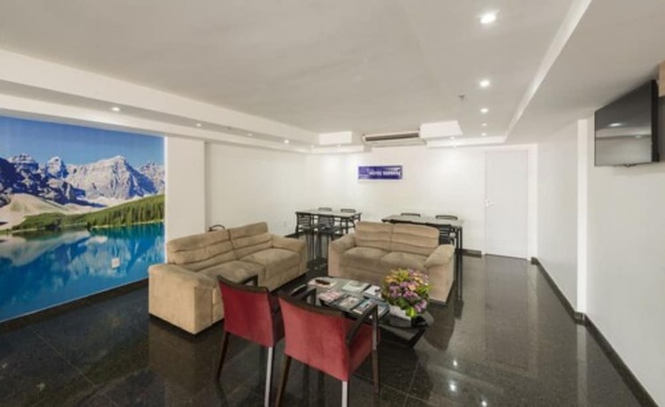 Imagen de los interiores del Hotel Express Arrey. Foto 33