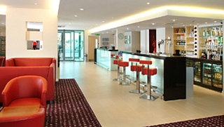 Imagen del bar/restaurante del Hotel Express By Holiday Inn Doncaster. Foto 3