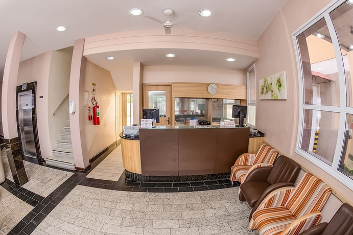 Imagen de los interiores del Hotel Express Canoas. Foto 15