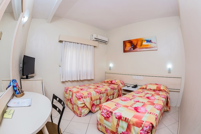 Imagen de la habitación del Hotel Express Canoas. Foto 12