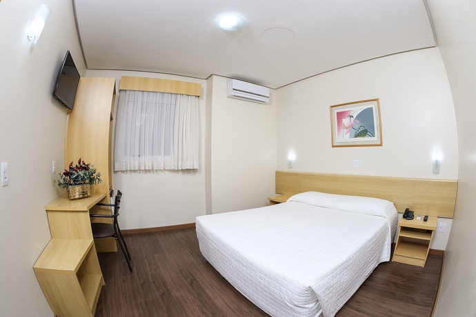 Imagen de la habitación del Hotel Express Centro Histórico. Foto 10