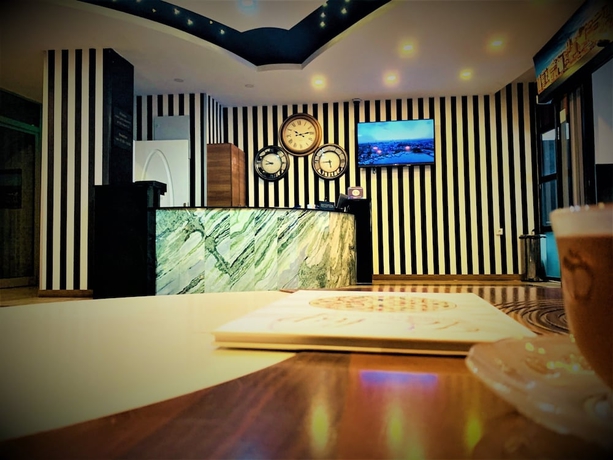 Imagen de los interiores del Hotel Express Inci Airport. Foto 19