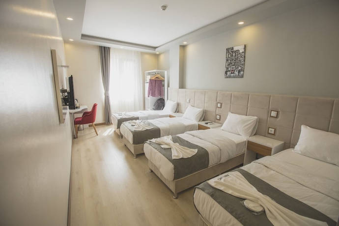 Imagen de la habitación del Hotel Express Inci Airport. Foto 16