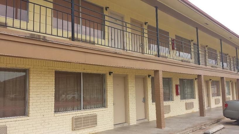 Imagen general del Hotel Express Inn - Bay City. Foto 2