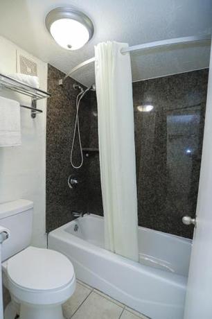 Imagen general del Hotel Express Inn, Durant. Foto 10