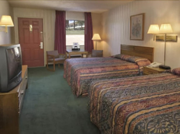 Imagen de la habitación del Hotel Express Inn, Eureka Springs. Foto 3