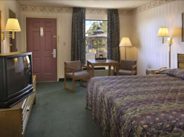 Imagen de la habitación del Hotel Express Inn, Eureka Springs. Foto 5