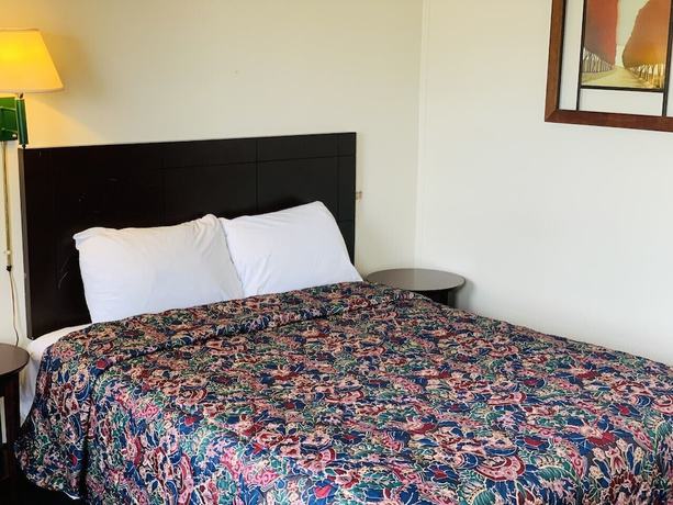 Imagen de la habitación del Hotel Express Inn, Lakehurst. Foto 13