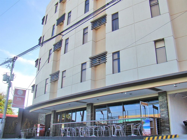 Imagen de los exteriores del Hotel Express Inn - Mactan. Foto 12