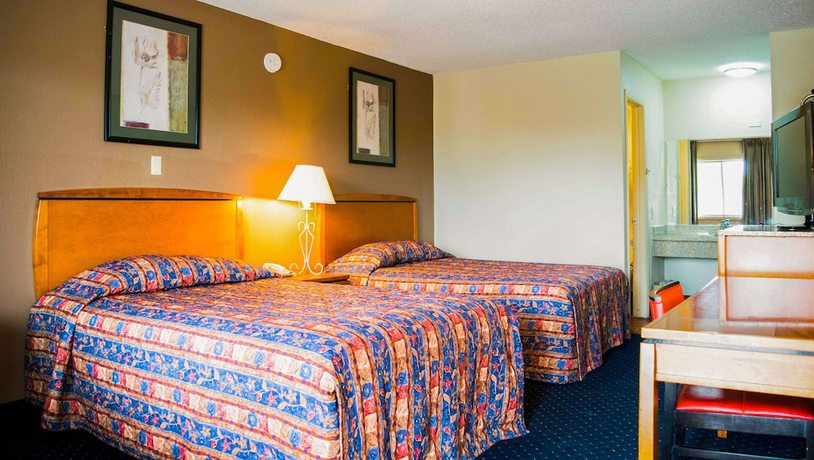 Imagen de la habitación del Hotel Express Inn Newport News. Foto 5
