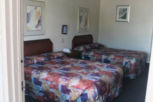 Imagen de la habitación del Hotel Express Inn, Norfolk. Foto 1