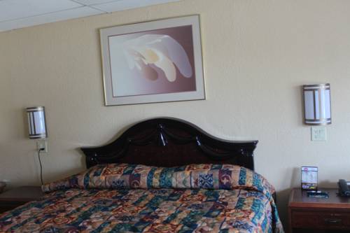 Imagen de la habitación del Hotel Express Inn, Norfolk. Foto 5