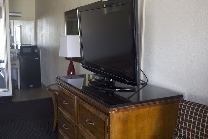 Imagen de los interiores del Hotel Express Inn, Norfolk. Foto 15