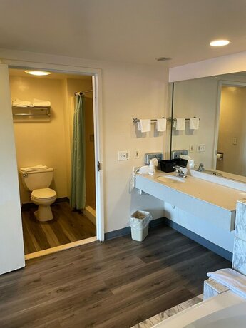 Imagen general del Hotel Express Inn -Rahway. Foto 9