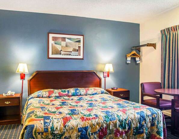 Imagen de la habitación del Hotel Express Inn -Rahway. Foto 19