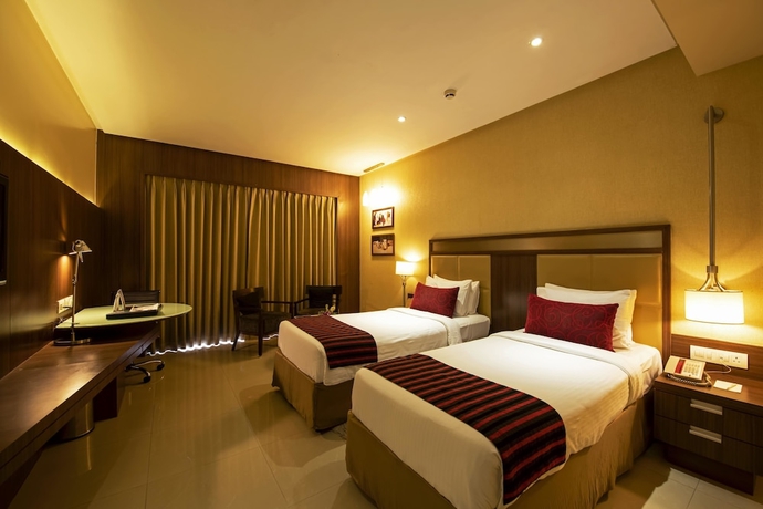 Imagen de la habitación del Hotel Express Inn The Business Luxury. Foto 18