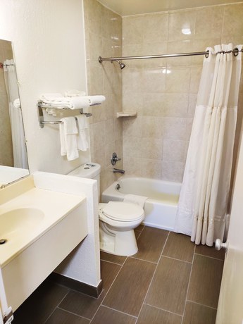 Imagen de la habitación del Hotel Express Inn, Vallejo. Foto 10
