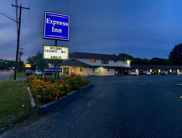 Imagen general del Hotel Express Inn, West Springfield. Foto 1