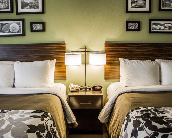 Imagen de la habitación del Hotel Express Inn & Suites. Foto 14