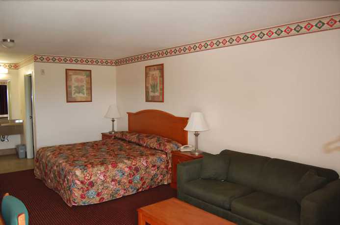 Imagen de la habitación del Hotel Express Inn and Suites. Foto 17