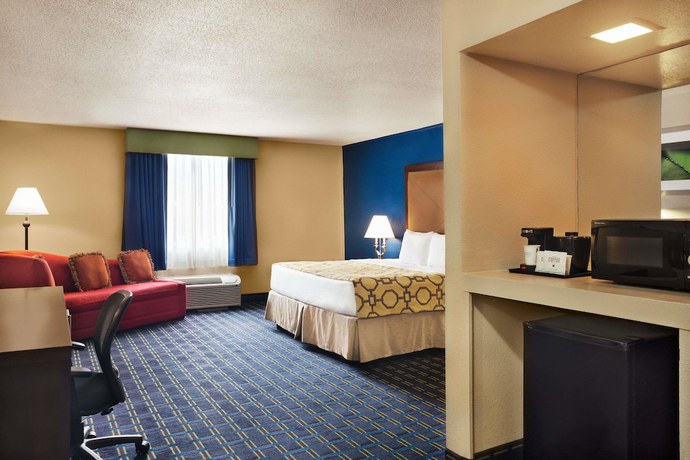 Imagen de la habitación del Hotel Express Inn and Suites, Little Rock. Foto 7