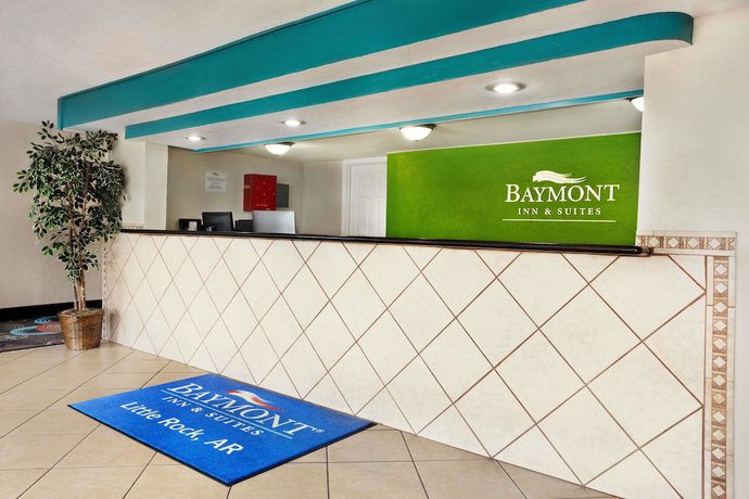 Imagen de los interiores del Hotel Express Inn and Suites, Little Rock. Foto 14
