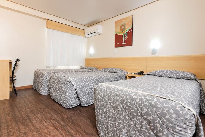 Imagen de la habitación del Hotel Express Terminal Tur - Rodoviária Porto Alegre. Foto 9