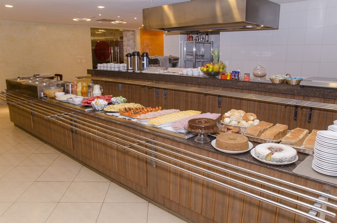 Imagen del bar/restaurante del Hotel Express Vieiralves. Foto 2