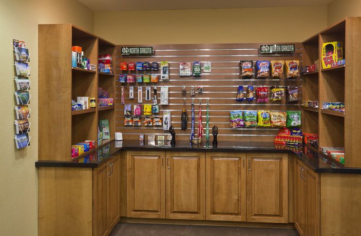 Imagen del bar/restaurante del Hotel Expressway Suites Of Grand Forks. Foto 3