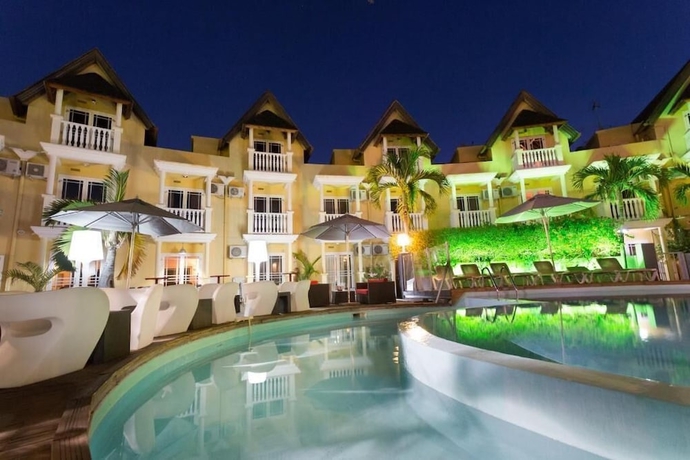 Imagen de la piscina del Hotel Exsel Ermitage. Foto 9