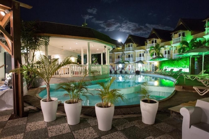 Imagen de la piscina del Hotel Exsel Ermitage. Foto 15