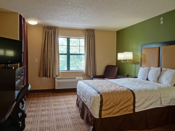 Imagen de los interiores del Hotel Extended Stay America - Raleigh - Cary - Regency P. Foto 13