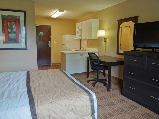Imagen de los interiores del Hotel Extended Stay America - Raleigh - Cary - Regency P. Foto 14