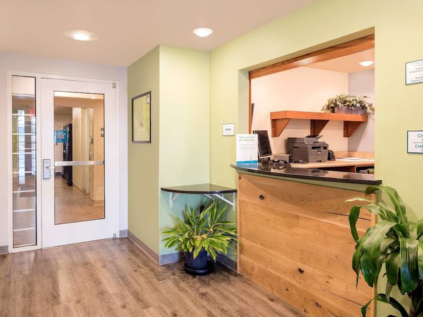 Imagen de los interiores del Hotel Extended Stay America Select Suites - Charleston - Ashley Phosphate Rd.. Foto 19