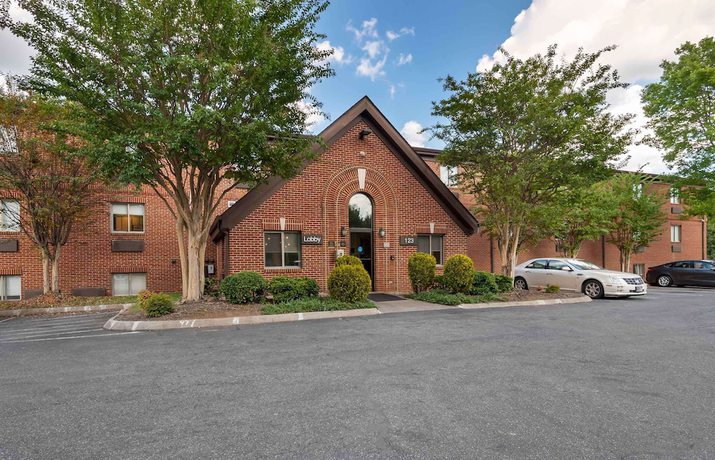 Imagen general del Hotel Extended Stay America Select Suites Charlotte University E. Foto 1