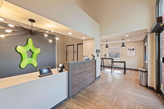 Imagen de los interiores del Hotel Extended Stay America Select Suites Charlotte University E. Foto 16