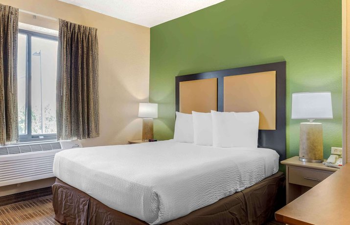 Imagen de la habitación del Hotel Extended Stay America Select Suites Dallas Las Colinas. Foto 11