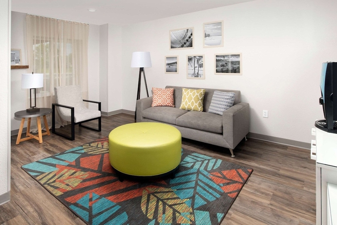 Imagen de los interiores del Hotel Extended Stay America Select Suites Deerfield Beach. Foto 18