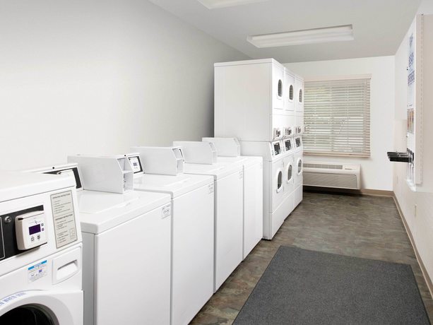 Imagen de los interiores del Hotel Extended Stay America Select Suites - Kalamazoo - West. Foto 17