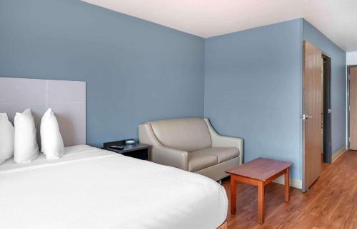 Imagen general del Hotel Extended Stay America Select Suites - Louisville - South, Louisville. Foto 16