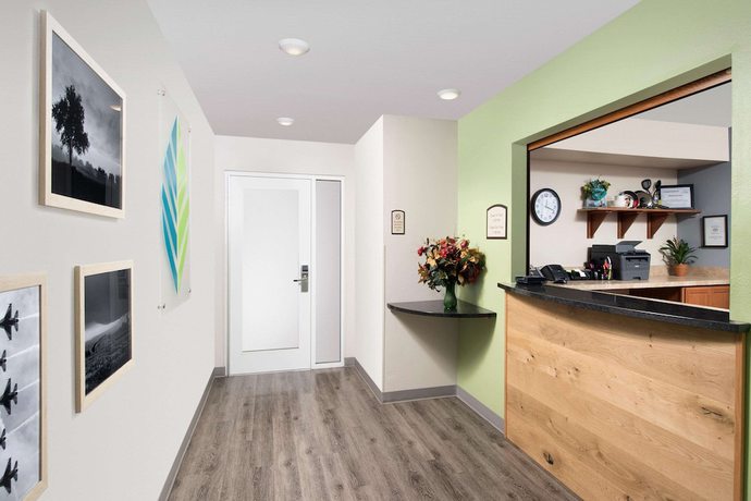 Imagen de los interiores del Hotel Extended Stay America Select Suites - Oklahoma City - West. Foto 20
