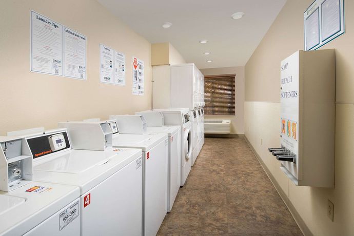 Imagen de los interiores del Hotel Extended Stay America Select Suites - Phoenix - West. Foto 17