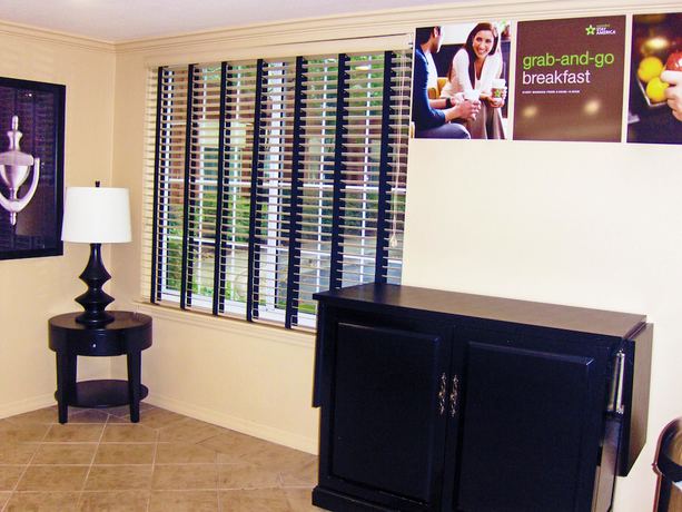 Imagen de los interiores del Hotel Extended Stay America Suites Atlanta Marietta Powers Ferry R. Foto 19