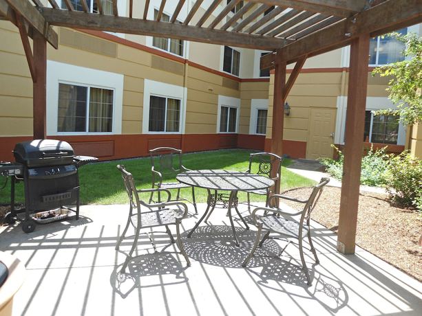 Imagen de los exteriores del Hotel Extended Stay America Suites Boston Westborough Computer Dr. Foto 16