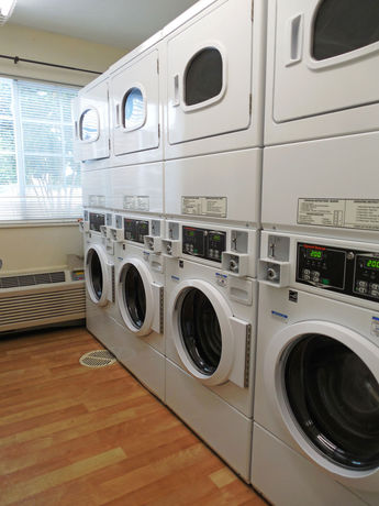 Imagen de los interiores del Hotel Extended Stay America Suites Charleston Airport. Foto 12