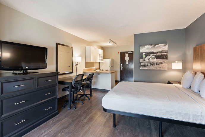 Imagen de la habitación del Hotel Extended Stay America Suites Charlotte University Place. Foto 10