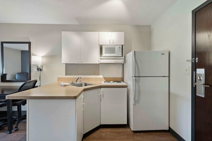 Imagen de la habitación del Hotel Extended Stay America Suites Charlotte University Place. Foto 18
