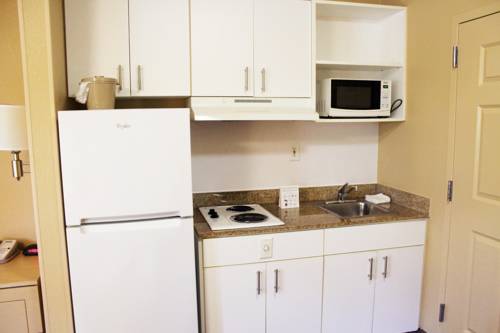 Imagen de la habitación del Hotel Extended Stay America Suites Chesapeake Greenbrier Circle. Foto 12
