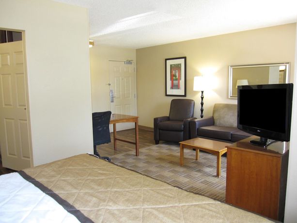 Imagen de la habitación del Hotel Extended Stay America Suites Chicago O'hare Allstate Arena. Foto 9