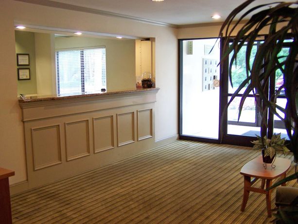 Imagen de los interiores del Hotel Extended Stay America Suites Daytona Beach Speedway. Foto 19